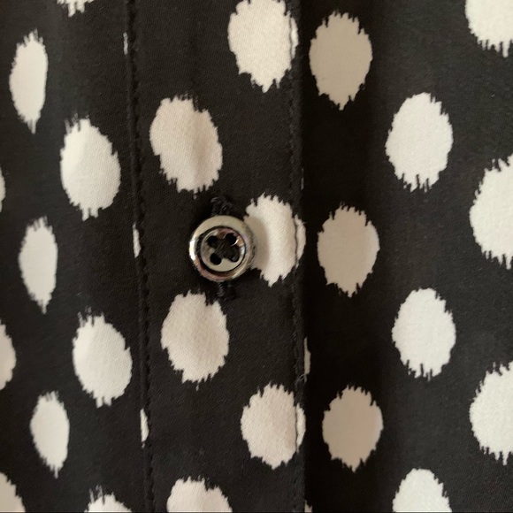 Banana Republic Blouse black with white dots - Picture 5 of 6
